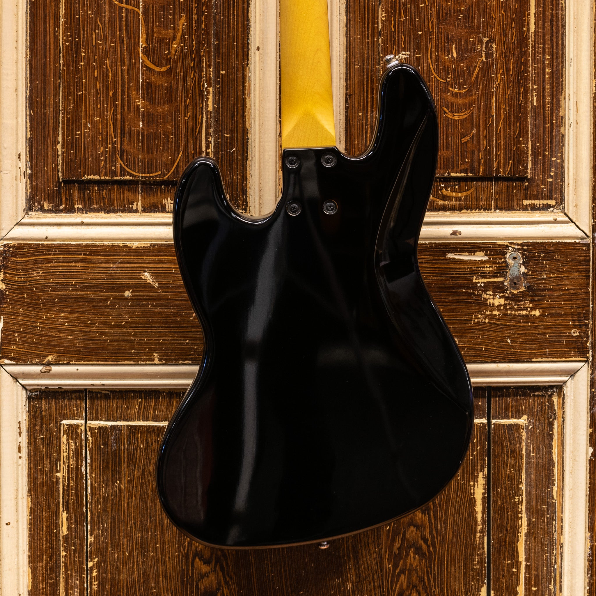 G&L Tribute JB 3 Tone Sunburst Basgitaar