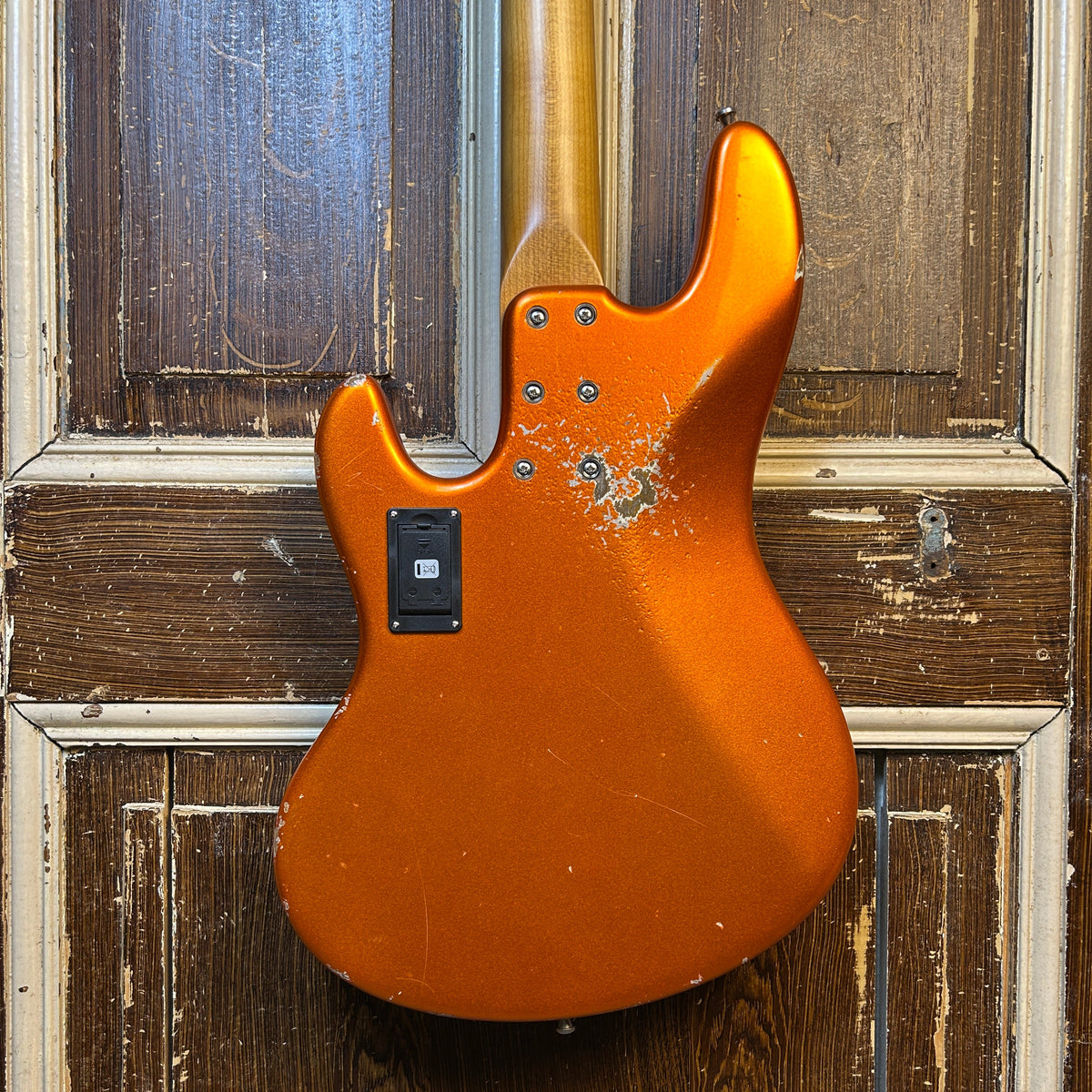 Sandberg California T TT Orange Metallic Hardcore Aged Basgitaar