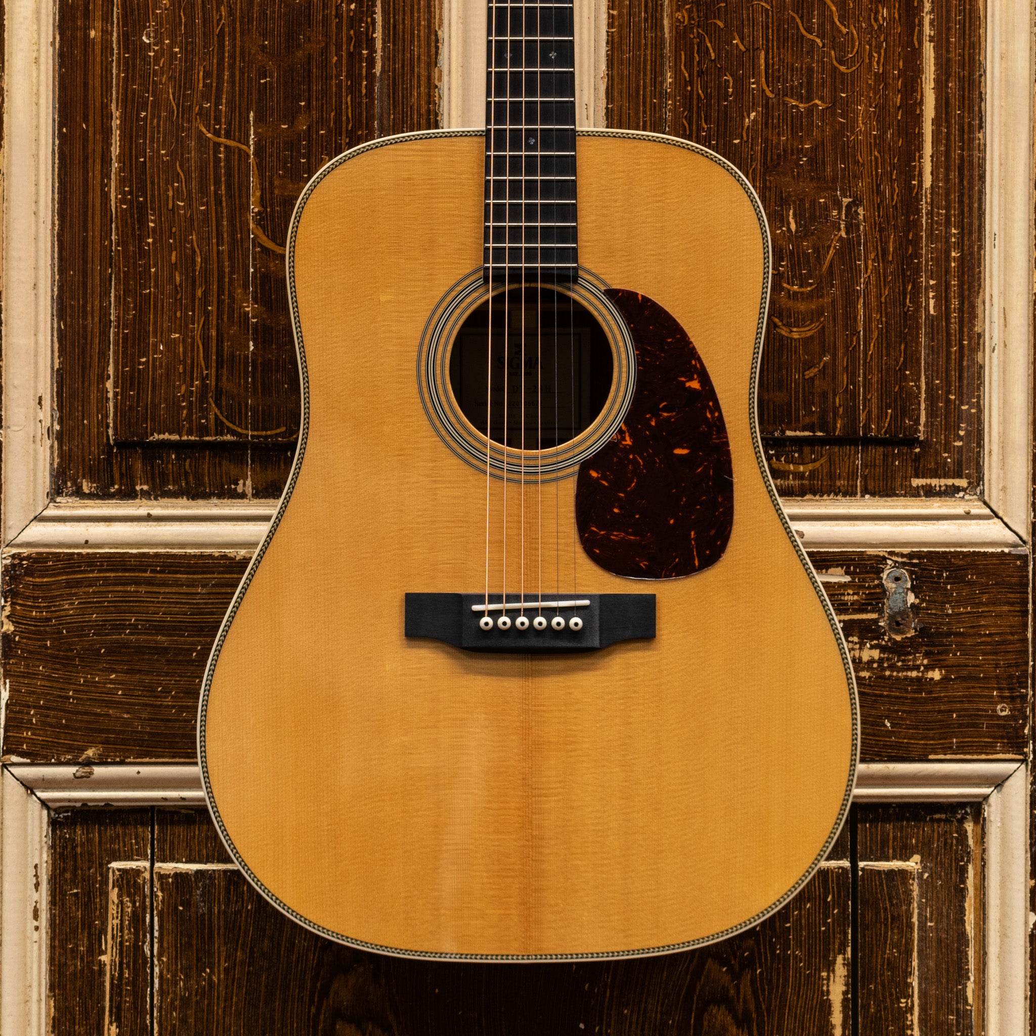 Sigma DT-28H Dreadnought Westerngitaar