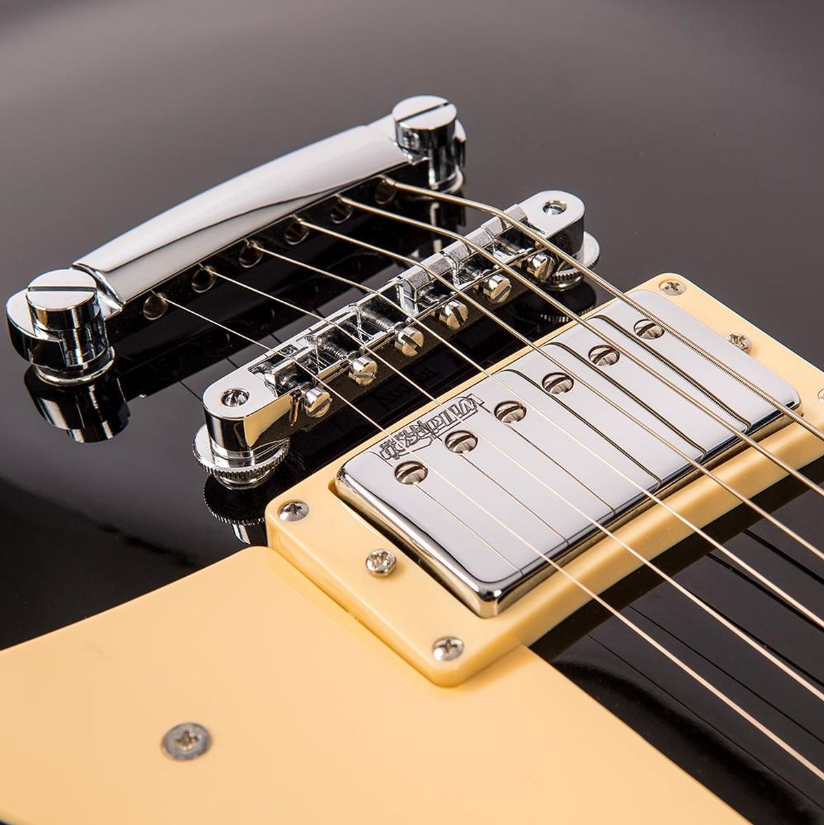 Vintage V100 Guitar-Chrome Hardware-Gloss Black